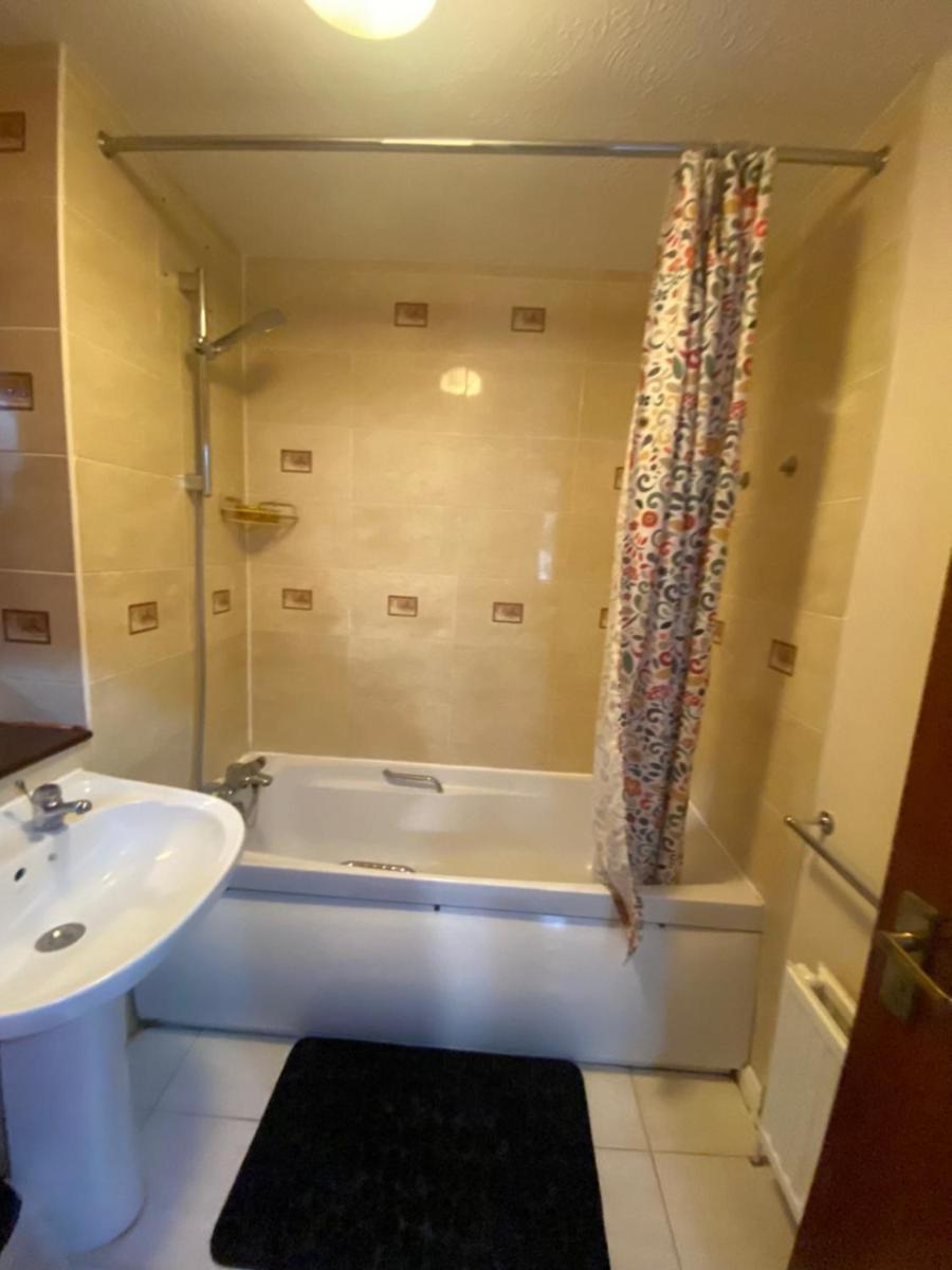 Stunning 2 Bedroom With Garden Sleep 6 ロンドン エクステリア 写真