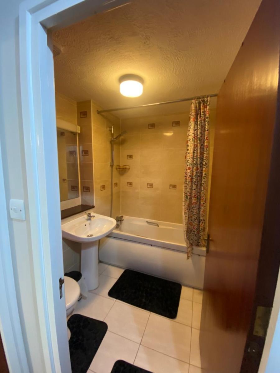 Stunning 2 Bedroom With Garden Sleep 6 ロンドン エクステリア 写真