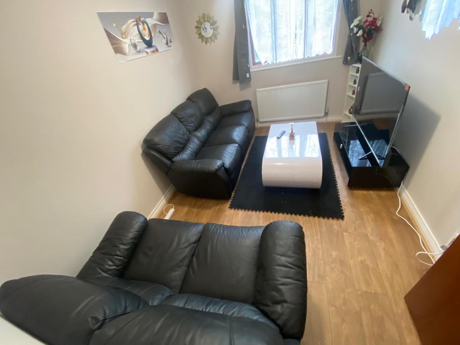 Stunning 2 Bedroom With Garden Sleep 6 ロンドン エクステリア 写真