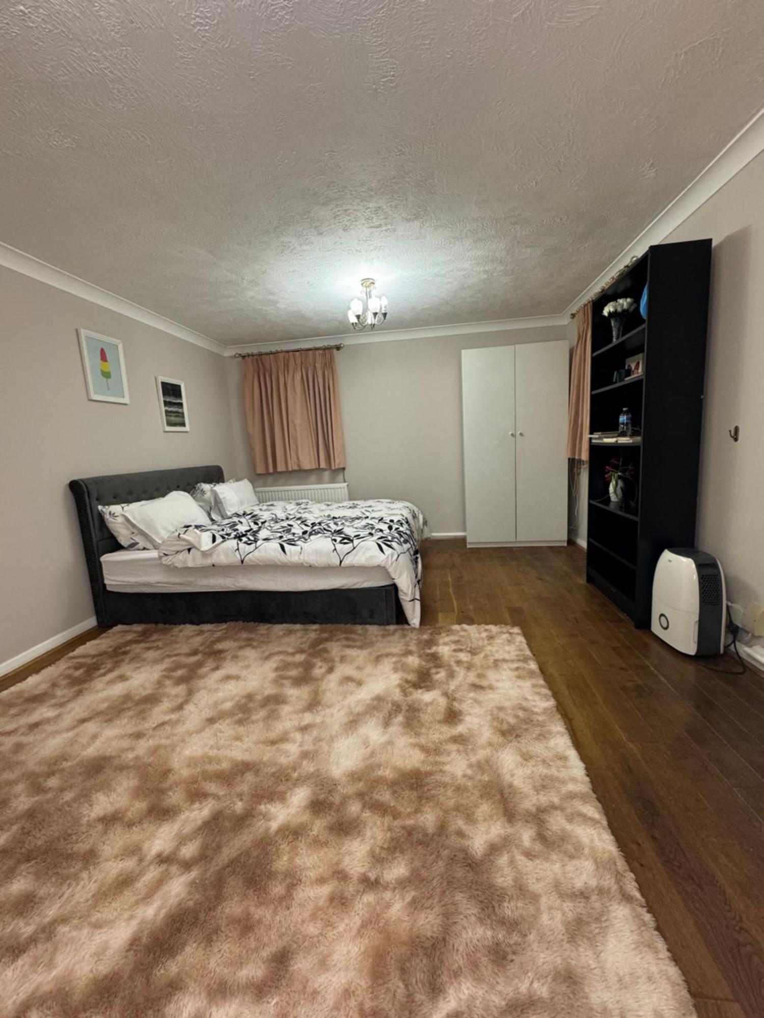 Stunning 2 Bedroom With Garden Sleep 6 ロンドン エクステリア 写真